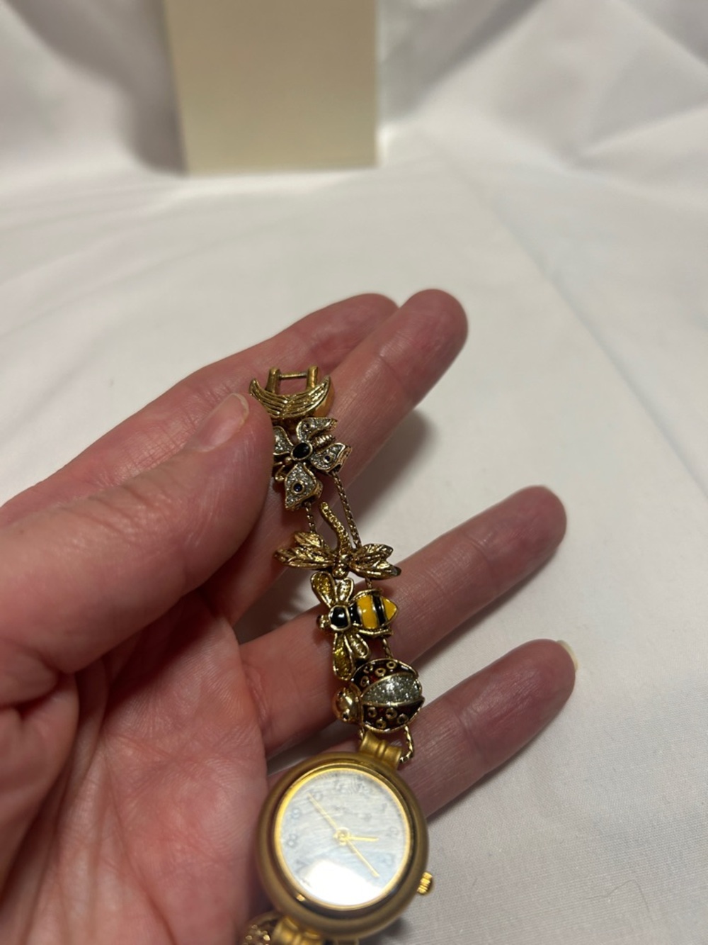 Avon Gold-Tone Floral Link Bracelet Watch with White Dial - Picture 4 of 4